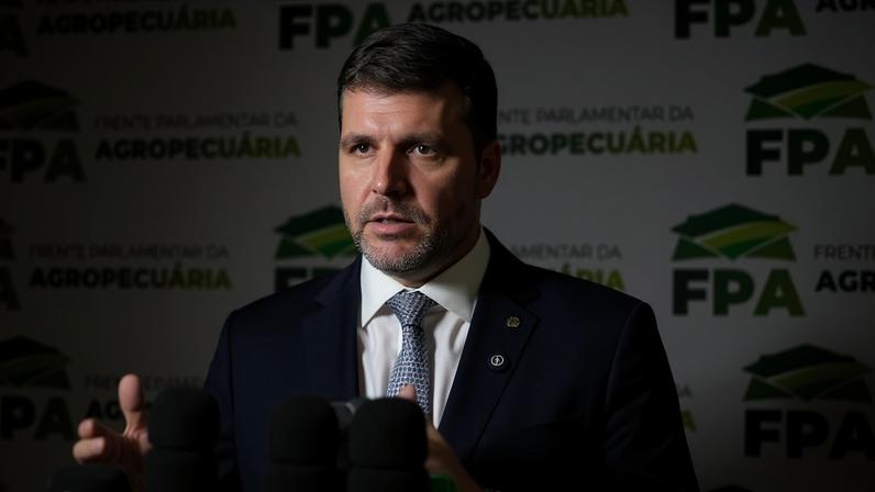 Presidente da FPA, Pedro Lupion, destaca prioridades para o agro após reunião com novo ministro da Agricultura