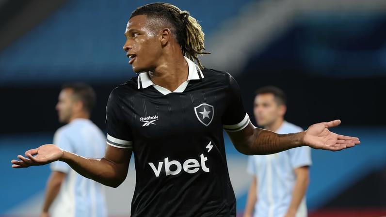 Danilo desperta interesse do Palmeiras e do Flamengo — Foto: Vitor Silva/BFR