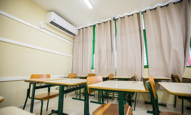Sala de aula em escola estadual de Santa Catarina