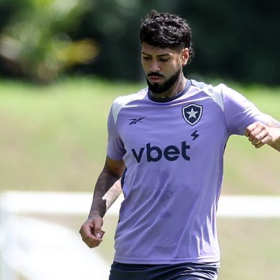 Barboza será titular pelo Botafogo contra o Racing após reintegração