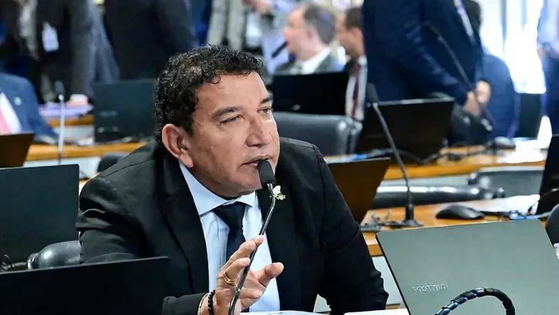 O senador Magno Malta na CCJ do Senado