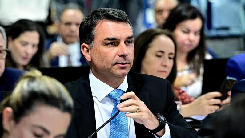 Após áudio com Vorcaro, Flávio perde liderança para Lula no mercado de apostas online — Foto: Geraldo Magela/Geraldo Magela/Agência Senado