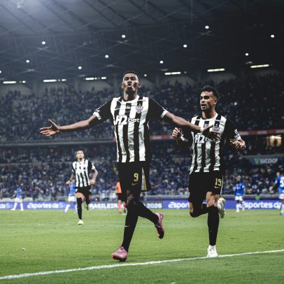 Atlético-MG supera dias turbulentos e exibe melhor Domínguez em clássico