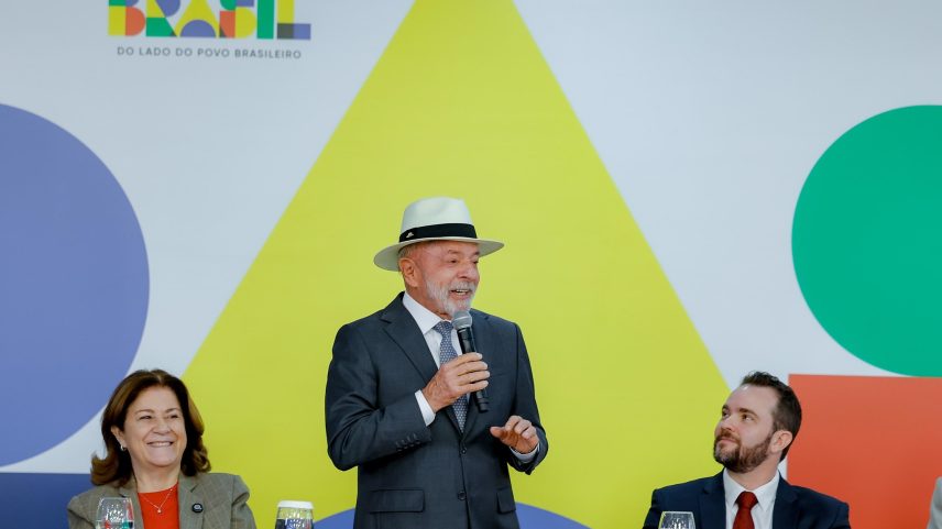 Lula sanciona lei que prevê aumento de penas no Brasil
