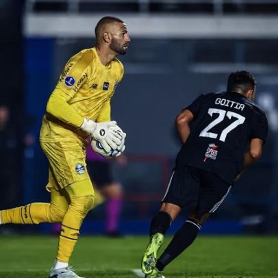 Weverton joga os próximos jogos do Grêmio, veja o cronograma do goleiro
