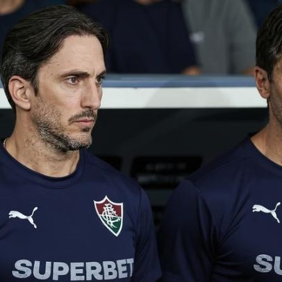 Fluminense empata com Vitória no Maracanã; torcida protesta contra Zubeldía