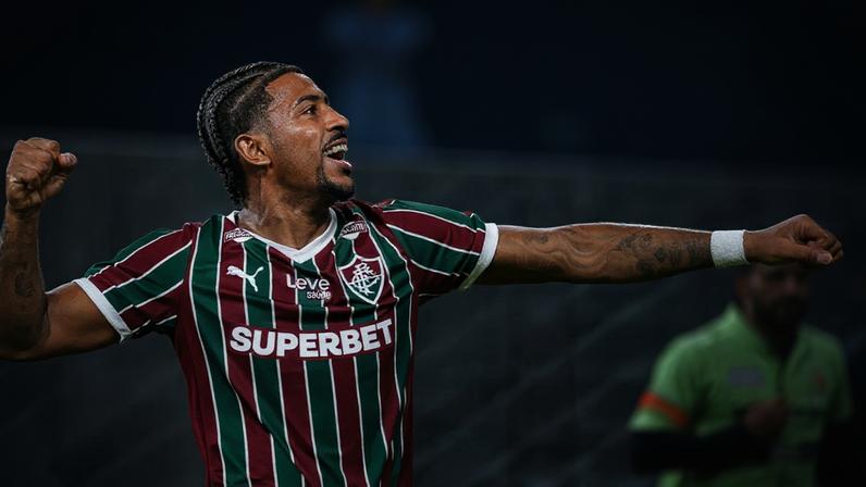John Kennedy comemora gol do Fluminense contra o Vitória (Foto: Marcelo Gonçalves/ Fluminense FC)