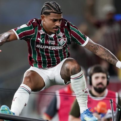 Análise: quantas vezes John Kennedy precisa salvar Zubeldía para ser titular