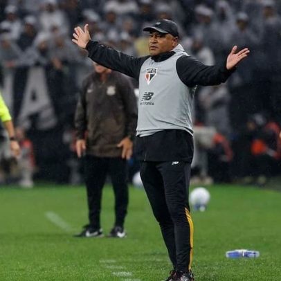 Roger Machado detalha planos para Arboleda e Maik no São Paulo