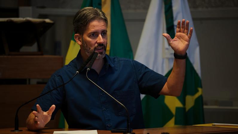 Ex-presidente do Iphan perdeu para Ibaneis Rocha nas eleições anteriores. Érika Kokay disputará Senado. (Foto: Andressa Anholete / Agência CLD)