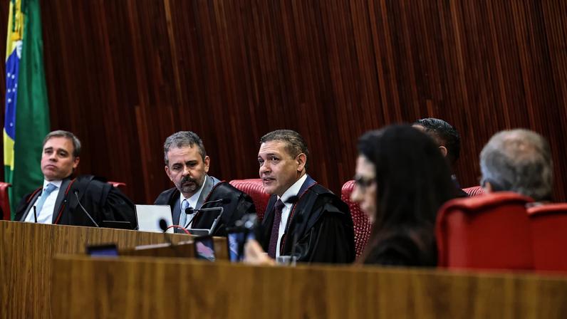 Presidente do TSE complementou decisão anterior que colocou Estela Aranha como juiz auxiliar.