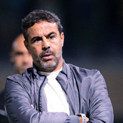 Artur Jorge critica arbitragem em Palmeiras x Cruzeiro: dualidade de critérios