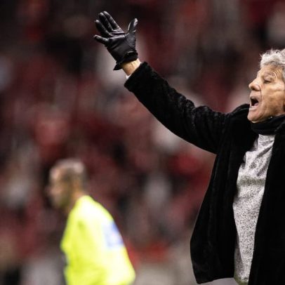 Vasco decide Sul-Americana sob pressão por Renato Gaúcho