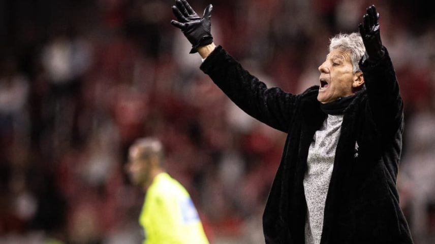 Renato Gáucho na partida entre Internacional e Vasco (Foto: Matheus Lima/Vasco)