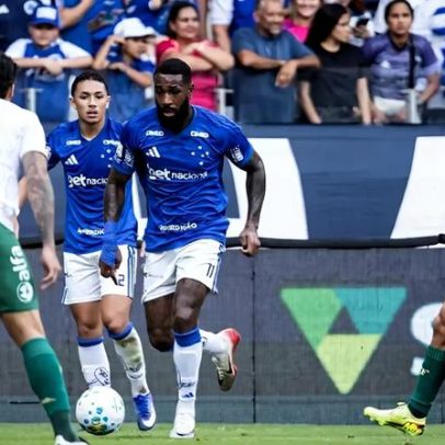 Gol anulado entre Cruzeiro e Chapecoense gera debates entre torcedores