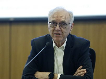 Economia mais ativa do que o BC projetava
