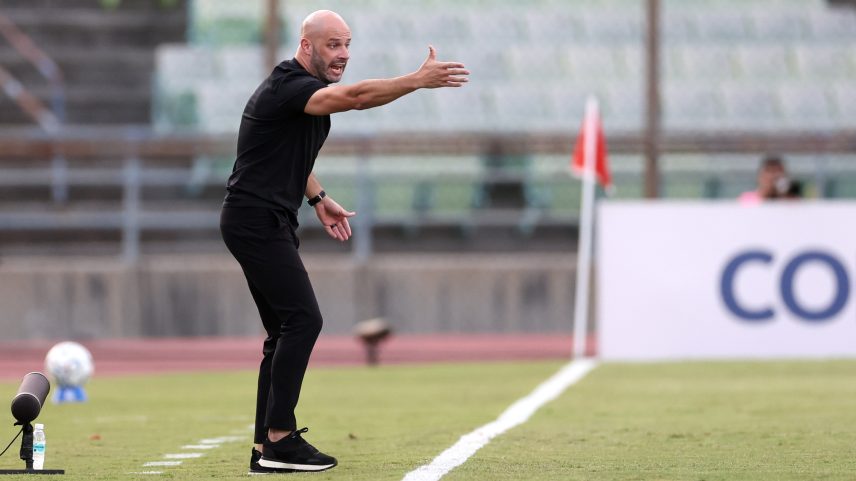 Kauan Toledo comemora com os jogadores do Botafogo — Foto: Vítor Silva/Botafogo