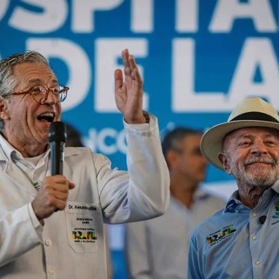 Lula faz anúncios na área da saúde no Hospital do Amor, Lagarto (SE)