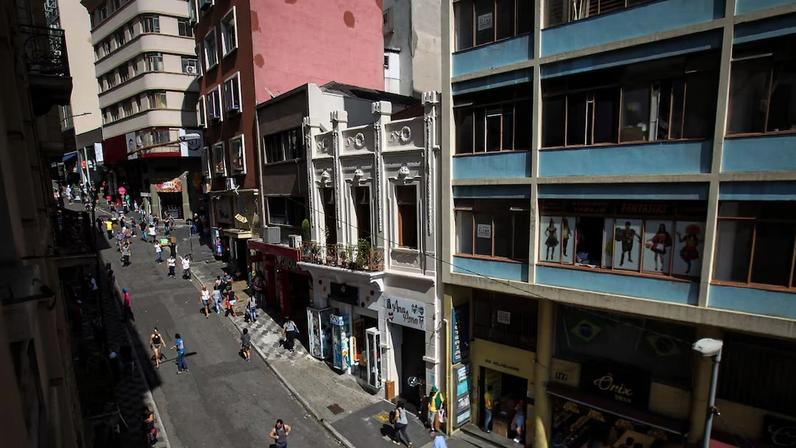 Ladeira Porto Geral, no centro de São Paulo; local dá acesso ao Metrô São Bento