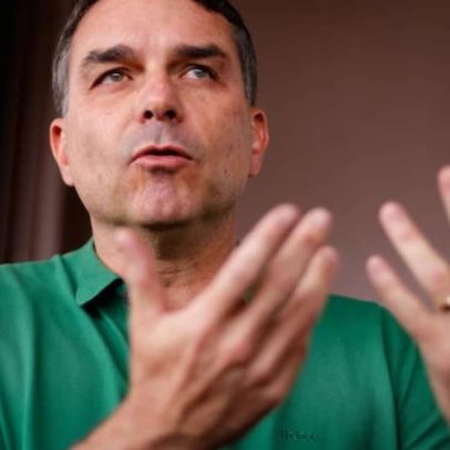 Flávio Bolsonaro cita sigilo de contrato para não revelar verba de Vorcaro