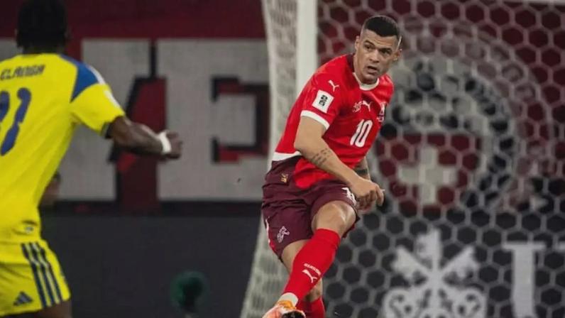 O meia Granit Xhaka é um dos destaques da seleção da Suíça.