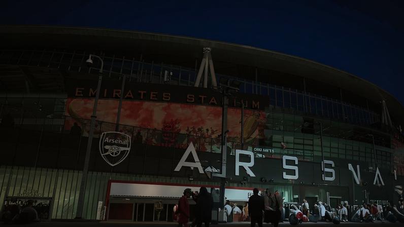 Victory for Arsenal tonight would mean Manchester City would need to beat Bournemouth on Tuesday to keep the title race alive.
