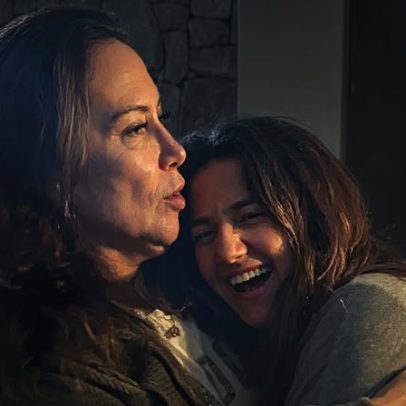 Sophia Medina, irmã de Gabriel Medina, celebra 21 anos e mãe declara Nossa paz
