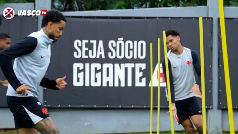 Vasco treina em São Januário para sequência de jogos