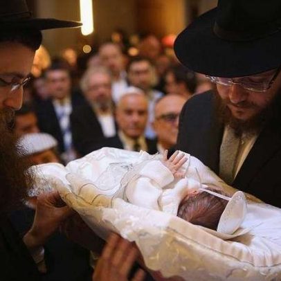 Por que o cristianismo abandonou a circuncisão, diferentemente do judaísmo
