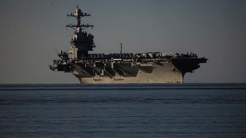Porta-aviões dos Estados Unidos em foto de arquivo