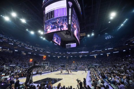 WNBA chega à 30ª temporada com franquia de US$850 milhões