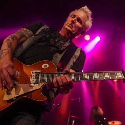 Por que Seattle gerou várias bandas de destaque, diz guitarrista do Pearl Jam
