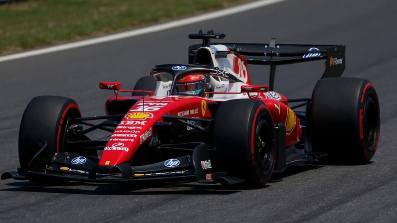 Leclerc domina treino livre em Miami