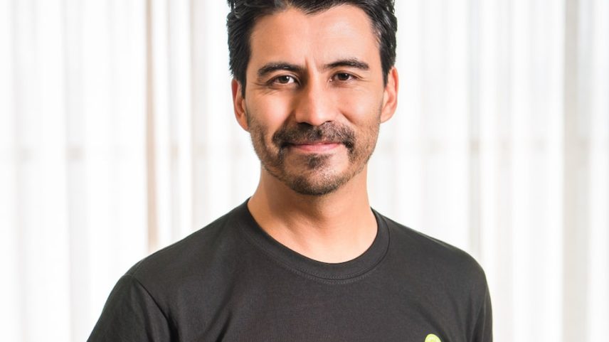 Carlos Torres, gerente de Growth Marketing da Airalo, primeiro unicórnio global da categoria, busca ampliar o awareness da marca no mercado brasileiro