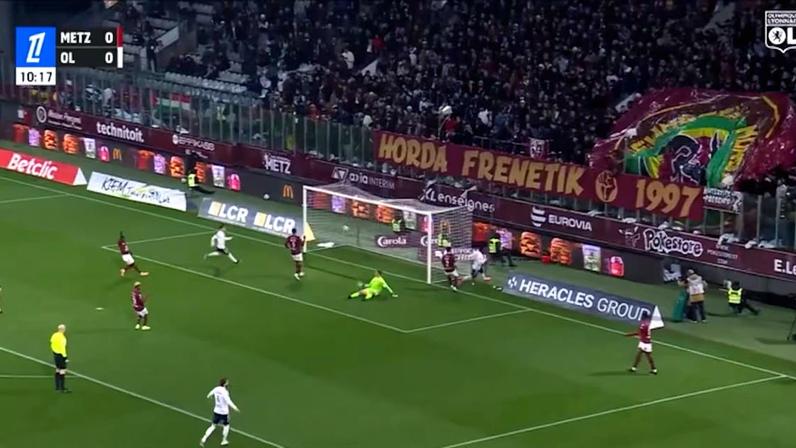 Assista a todos os gols marcados por Endrick pelo Lyon na Ligue 1. Com apenas 19 anos, o atacante brasileiro balançou as redes 5 vezes em 16 jogos, mostrando todo o seu faro de gol no futebol francês.