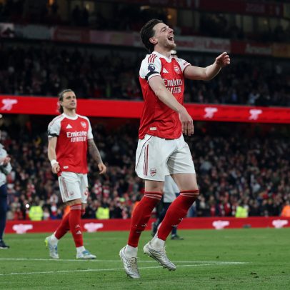 Arsenal é campeão da Premier League após 22 anos com empate do City