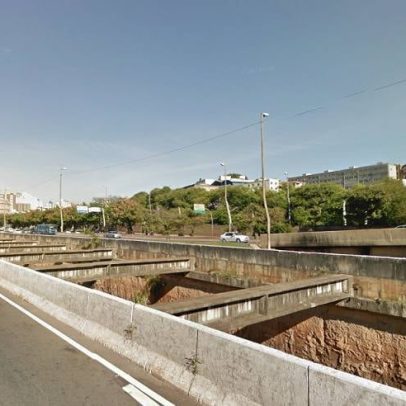 Motociclista morre no Arrudas; homem é resgatado no local, em BH