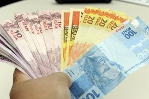 Esse valor representa acréscimo real – já descontada a inflação – de 5,5% em relação ao registrado no mesmo período de 2025