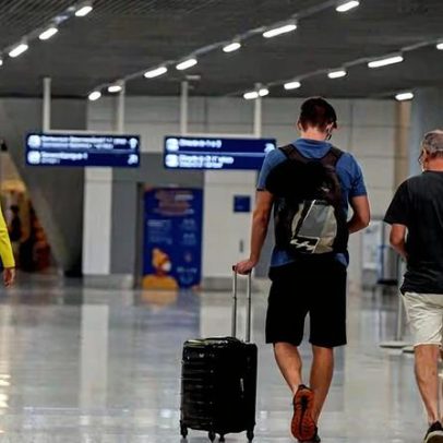 Buscador de viagens lança ferramenta de IA para planejamento de voos