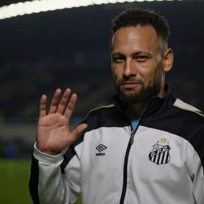 Atitude de Neymar em jogo entre Santos e Coritiba ganha repercussão