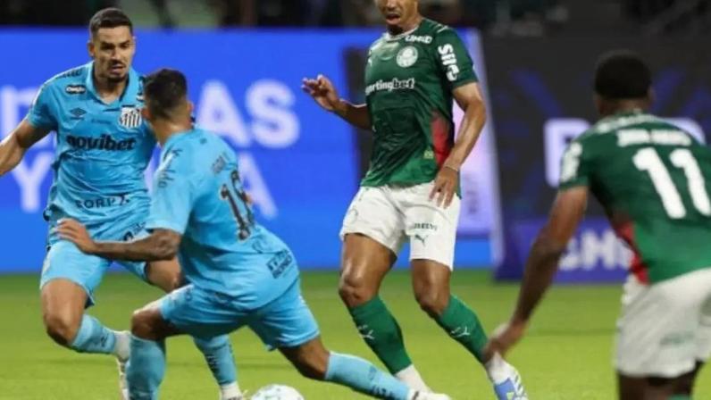 Rollheiser e Gabigol celebram o gol do Santos. Zoação ao técnico palmeirense Abel Ferreira.