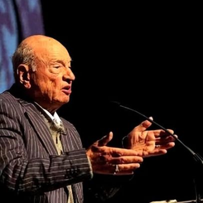 Morre o filósofo Edgar Morin aos 104; pesquisadores brasileiros lamentam