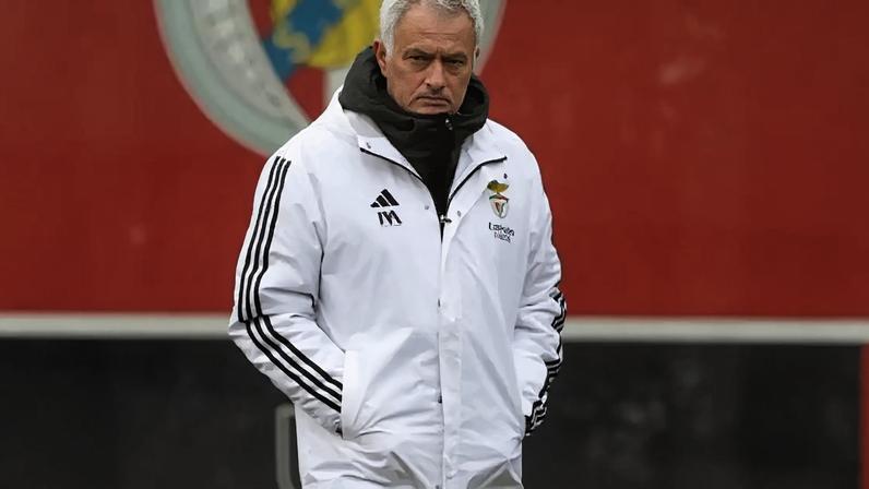 Mourinho tende a ser o novo treinador do Real Madrid –