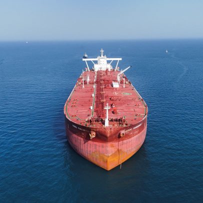 Do Estreito de Ormuz ao milissegundo: o risco invisível no mercado de capitais