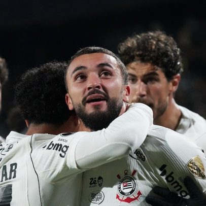 Corinthians empata com Peñarol e mantém liderança no grupo da Libertadores