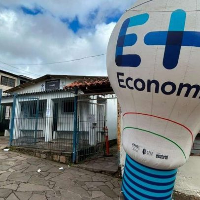 CEEE Equatorial sorteia 30 geladeiras para comunidade do Morro Santana