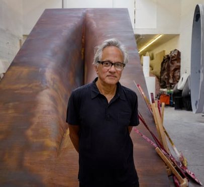 Anish Kapoor afirma que política de ódio dos EUA deve excluir o país da Bienal de Veneza