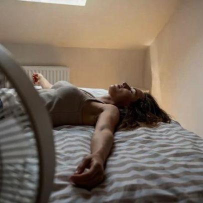 Garrafa congelada promete refrescar quarto sem ar-condicionado