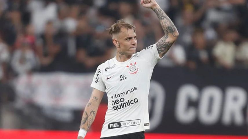 Róger Guedes, ex-Atlético-MG e Corinthians está presente na Neo Química Arena, (Foto: Fernando Roberto / Lance!)