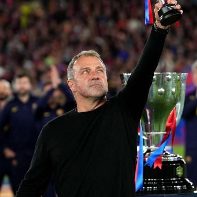Flick se emociona com título do Barça e agradece apoio